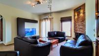 The Elysian at Nicopolis jacuzzi