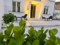 Perla Coco Jacuzzi Suites