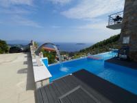 Sky Sea Resort & Villas