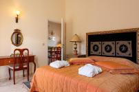 Rafkos Mansion with Private Pool and Amazing View