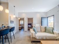 M&K - Maria's Stylish Apartment near Alykes Beach