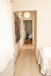 Sunny and Quiet 1 Bedroom Apt