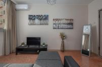 Kosmos Service Apartment Absolute City Center