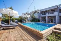 Yianna Apartments