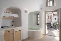Nisó Cave Suites