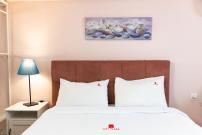 City Plaza Apartments & Rooms