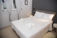 Friends Luxury Apartment In Marousi