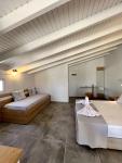 Issos Residence