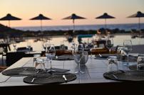 Kavos Hotel & Suites