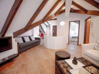 Ten Suns Residence in the heart of Lixouri