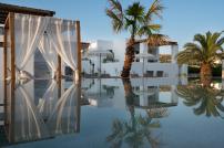 Kosmitis Suites & Villas