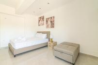 Elegant Suite 4 Near the Beach
