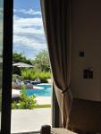 Poesia Suites