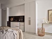 The Sall Suites Complex B - Iconic Sea Views, by ZanteWize