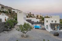 BlackStone Luxury Suites
