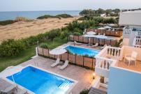 RITA MARE seafront villas heated Pools