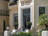 Avra City Boutique Hotel