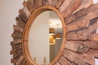 Hayes suite syros