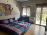 Ένα μικρό σπιτάκι .