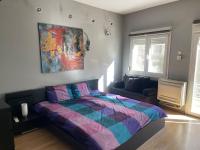 Ένα μικρό σπιτάκι .