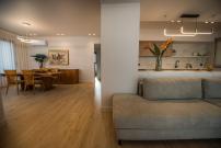 Arvacay Luxury Home