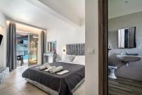 BLUE STAR APARTHOTEL