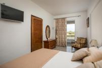 Dimitris studios & apartments