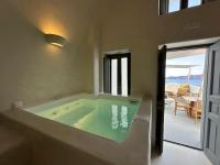 Dagaz Suites