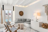 Mr and Mrs White Paros