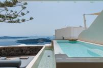 Morfes Luxury Suites by Caldera Houses