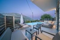 Brand New Stone Villa Aris !!