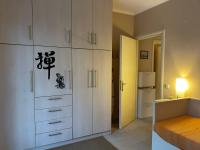 Apartment with gardens (ideal for surfers)