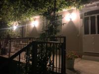 Bee Home - Holiday Cottage