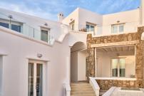 Arte & Mare Elia Luxury Suites and Villas
