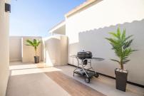 Elegant Suite near Beach 6