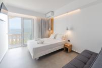 Pontikonisi Hotel & Suites