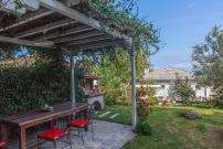 Eleni's Seaside Apartment