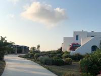 Eliza & Mike's Villas Paros