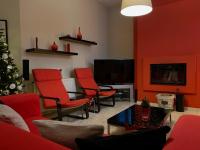 Sweet Red Home
