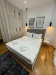WSD Athens Stylish 2BD Apt with City View Balcony Near Larissa Merto
