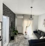 Bright house,12minutes from the Aristotelous square