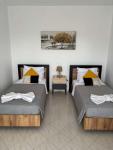 V&G Cozy Home, Pilona Village
