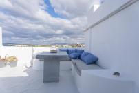 PURE WHITE 1BD house with amazing Sea Views in Naousa