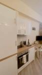 Central Apartment for Two in Kypselis 61