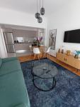 Modern 2 bedroom Apartment near Kallimarmaro and Alsos