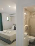 Julia's Beach Studio, familienfreundlich am Meer,mit XL Terrasse, Meerespanorama