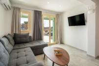 Julia's Beach Studio, familienfreundlich am Meer,mit XL Terrasse, Meerespanorama