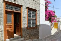 Hydra's Ideal Accommodation