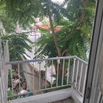 Small budget studio center1