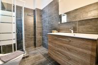 Modern Flat in Central Athens (Chrysanthemum)